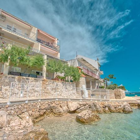 Apartments Podvorac Tribunj  Ngoại thất bức ảnh