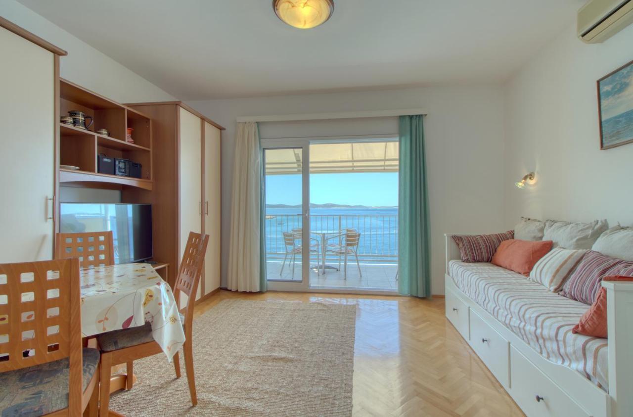 Apartments Podvorac Tribunj  Ngoại thất bức ảnh