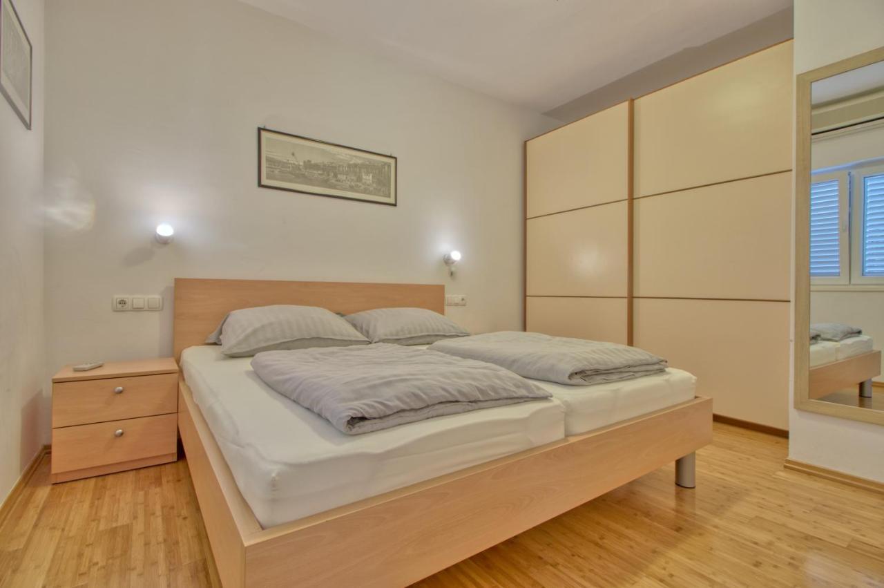 Apartments Podvorac Tribunj  Ngoại thất bức ảnh