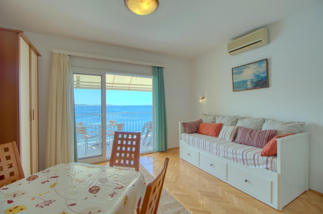 Apartments Podvorac Tribunj  Ngoại thất bức ảnh