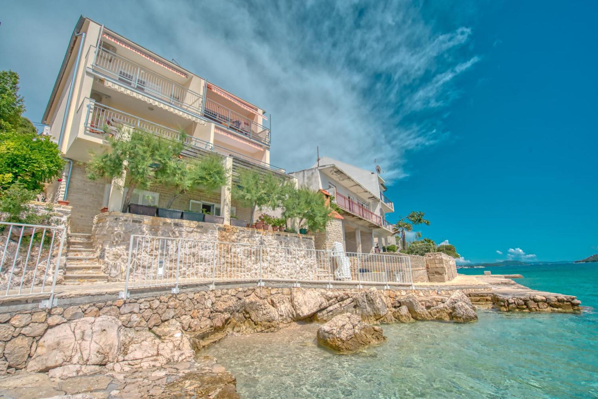 Apartments Podvorac Tribunj  Ngoại thất bức ảnh